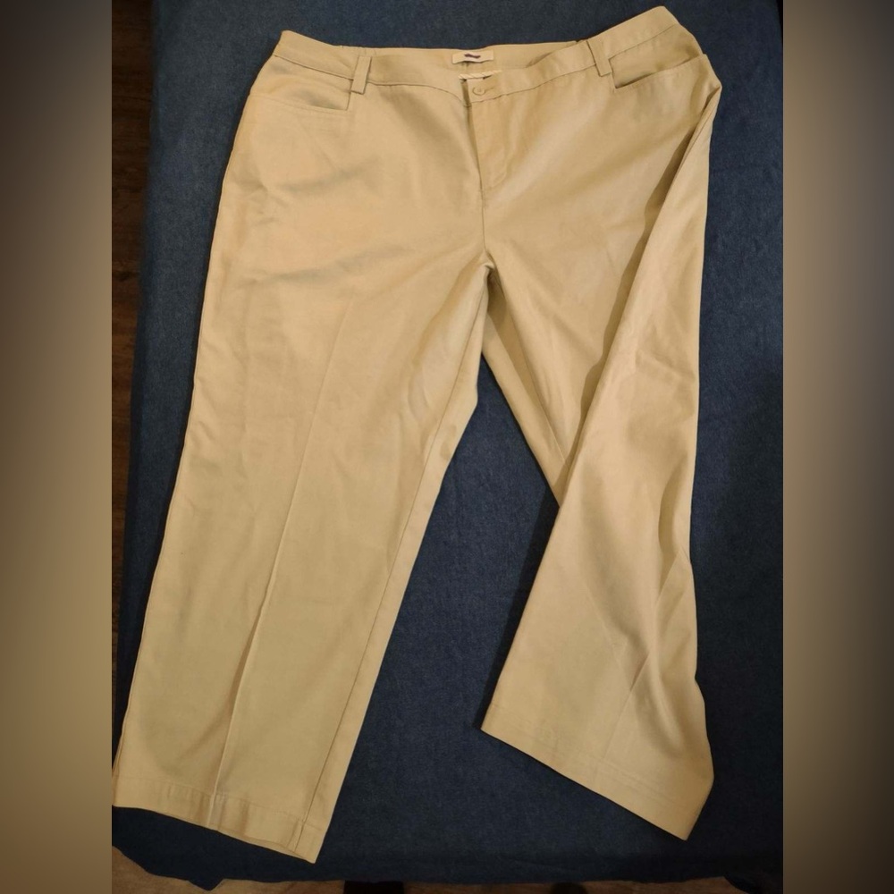 CJ Banks 24 W Petite Crop Tan Pants